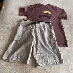 Prana Bundle Men’s T-shirt and Shorts Size XL